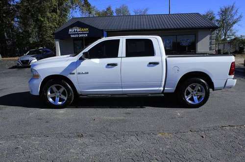 2012 DODGE RAM 1500 EXPRES CREW CAB - EZ FINANCING! FAST APPROVALS!... for sale in Greenville, SC