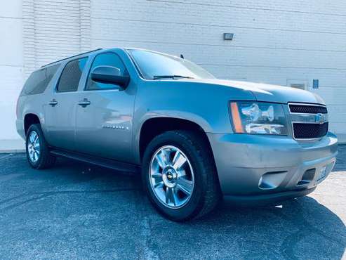 2008 CHEVROLET SUBURBAN LT/3RD SEAT/RUNS EXCELLENT/ SUPER CLEAN/MUST... for sale in Fontana, CA