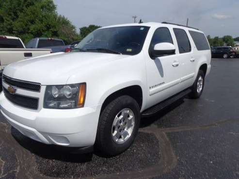 2007 Chevy Suburban LT Leather for sale in Vienna, MO