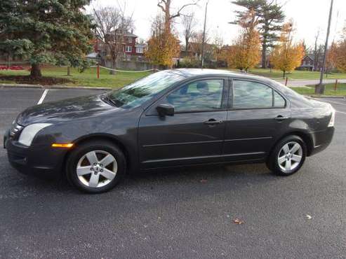 2007 Ford Fusion SE *Pristine* - cars & trucks - by dealer - vehicle... for sale in Covington, OH
