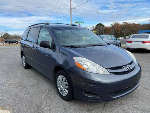 2007 Toyota Sienna LE - cars & trucks - by owner - vehicle... for sale in Sherwood, AR