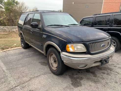 2000 Ford Expedition - cars & trucks - by owner - vehicle automotive... for sale in Austin, TX