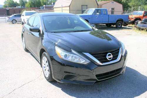 2016 Nissan Altima - cars & trucks - by dealer - vehicle automotive... for sale in mcminnville, KY