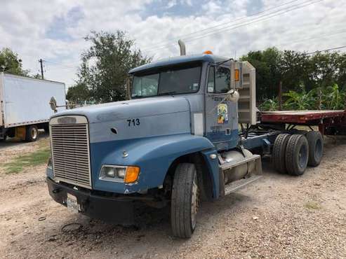 1993 Freightliner FL112 - Day Cab & Flatbed $18,000 obo for sale in Houston, TX
