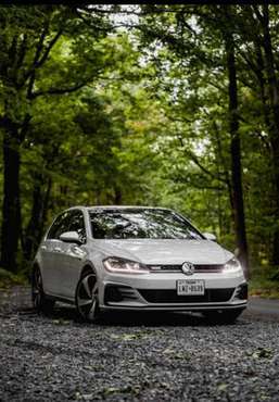 19 Volkswagen Golf GTI less than 10k mi for sale in Ithaca, NY