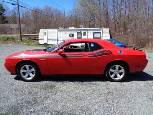 2009 Dodge Challenger R/T 2dr Coupe CASH DEALS ON ALL CARS OR BYO for sale in Lake Ariel, PA