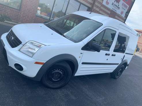 2013 •FORD TRANSIT CONNECT• CLEAN for sale in Chicago, IL