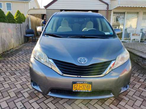 2011 Toyota Sienna - cars & trucks - by owner - vehicle automotive... for sale in Elmont, NY