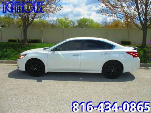 NISSAN ALTIMA 2 5 SR, only 23k miles! - - by dealer for sale in Lees Summit, MO