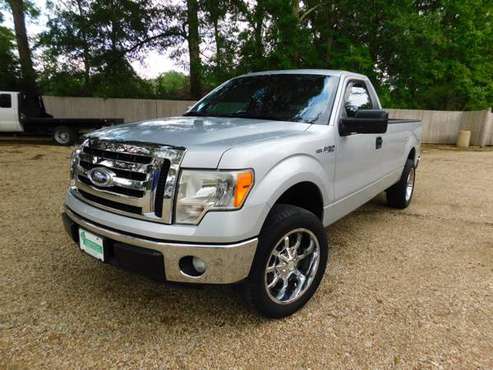 2011 Ford F-150 XL 4x2 2dr Regular Cab Styleside 8 ft LB - cars & for sale in Ponchatoula , LA