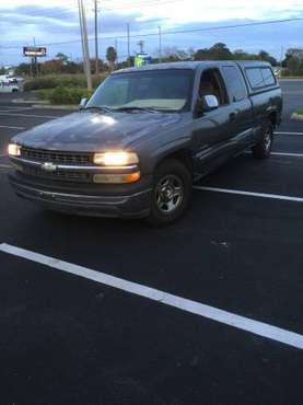 Chevy Silverado 2000 extended cab 4doors - cars & trucks - by owner... for sale in Port Richey fl34668, FL