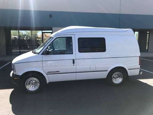 All wheel drive Chevy wheelchair van!--“Certified” has Warranty—80k!... for sale in Tucson, ID