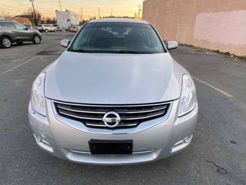 2010 NISSAN ALTIMA 2.5S SILVER - cars & trucks - by owner - vehicle... for sale in Capitol Heights, District Of Columbia