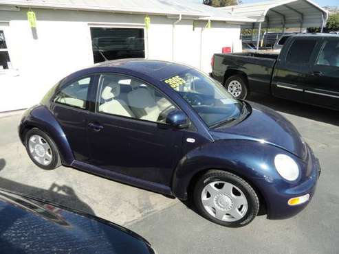 2000 VOLKSWAGEN BEETLE AUTO TRANS & LOW MILES - cars & trucks - by... for sale in Gridley, CA