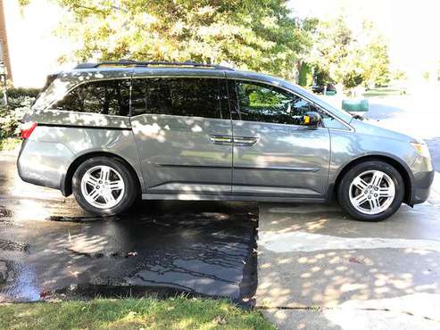 Honda Odyssey Touring - 2012 - cars & trucks - by owner - vehicle... for sale in Gainesville, District Of Columbia