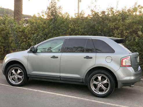 Ford Edge SE, GREAT DEAL AND AMAZING SUV - cars & trucks - by owner... for sale in Los Angeles, CA