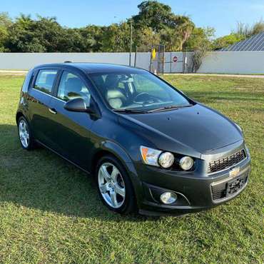2015 CHEVROLET SONIC LTZ LOOKING AND RUNNING LIKE NEW ONE! - cars & for sale in Fort Lauderdale, FL