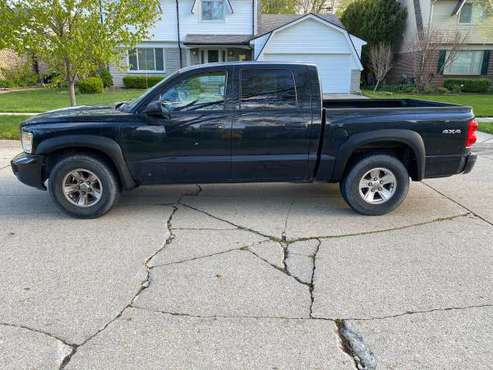 2011 Dodge Dakota Pickup 4WD In Very Good Condition for sale in Canton, OH