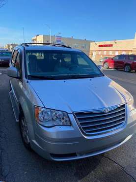 2010 Chrysler Town & Country - cars & trucks - by owner - vehicle... for sale in Hamtramck, MI