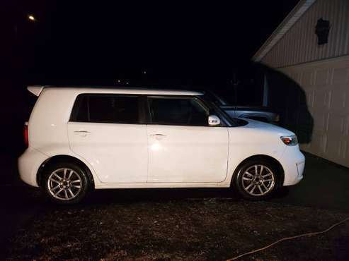 2008 Toyota Scion XB - cars & trucks - by owner - vehicle automotive... for sale in Oshkosh, WI