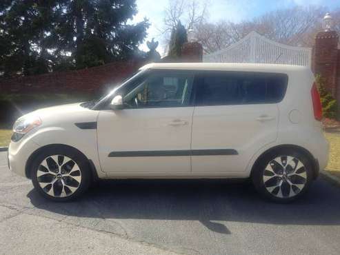 KIA SOUL - - by dealer - vehicle automotive sale for sale in Brightwaters, NY