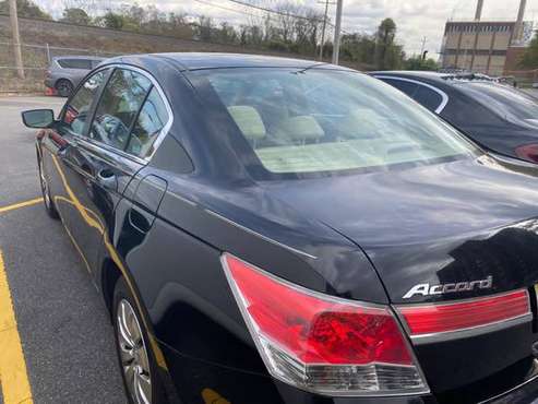 2011 HONDA ACCORD DRIVES EXCLLENT VERY NICE CAR - cars & trucks - by... for sale in Saint albans, NY