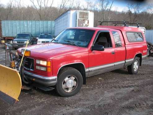 GMC K1500 SLE 1998 w/plow - cars & trucks - by owner - vehicle... for sale in Downingtown, PA