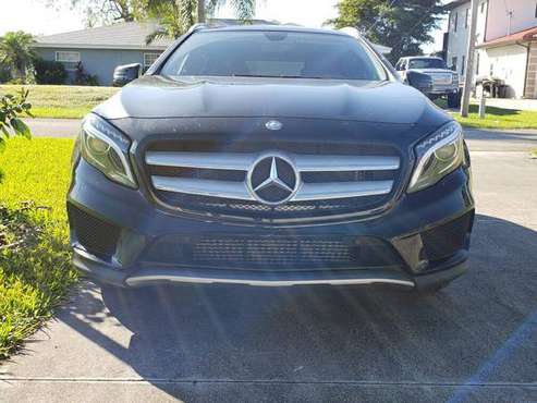 2015 Mercedes Benz GLA 250 - cars & trucks - by owner - vehicle... for sale in Cape Coral, FL
