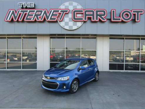 2017 *Chevrolet* *Sonic* *5dr Hatchback Automatic LT - cars & trucks... for sale in Council Bluffs, NE