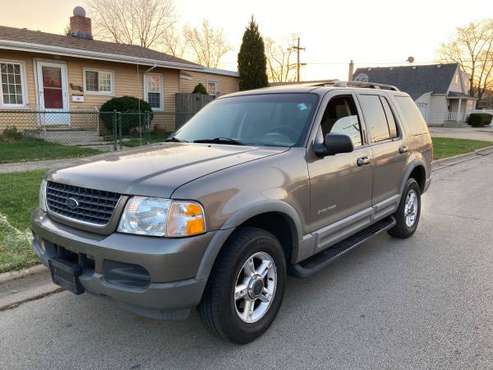 2004 FORD EXPLORER MOONROOF SUNROOF 3rd ROW SEATS BEAUTIFUL TRUCK -... for sale in Chicago, IL
