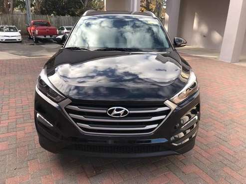 2017 Hyundai Tucson SE - cars & trucks - by owner - vehicle... for sale in Silver Spring, District Of Columbia