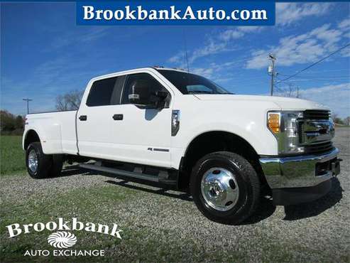 2017 FORD F350 SUPER DUTY STX, White APPLY ONLINE->... for sale in Summerfield, NC