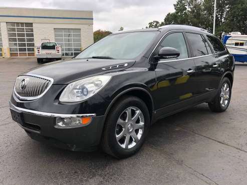 Sharp! 2008 Buick Enclave CXL! Loaded! 3rd Row! for sale in Ortonville, MI