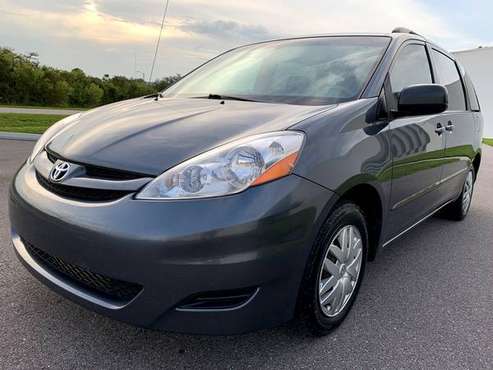 2008 Toyota Sienna LE! Clean! Cold A/C! 2 FL Owners! - cars & trucks... for sale in TAMPA, FL