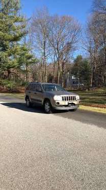 2005 Jeep Grand Cherokee - cars & trucks - by owner - vehicle... for sale in Hyde Park, NY