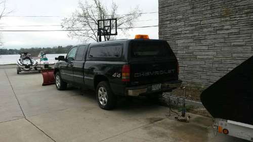 2001 chevy silverado 1500/with 8ft plow for sale in Waterford, WI