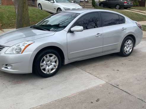 NISSAN ALTIMA PUSH START!! EXCELLENT RUNNER!!! - cars & trucks - by... for sale in milwaukee, WI