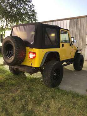 2000 Jeep Wrangler - cars & trucks - by owner - vehicle automotive... for sale in Lozano, TX