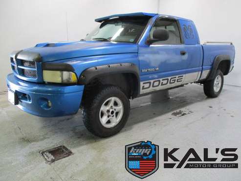 2001 Dodge Ram 1500 4x4 extended cab truck for sale in Wadena, ND