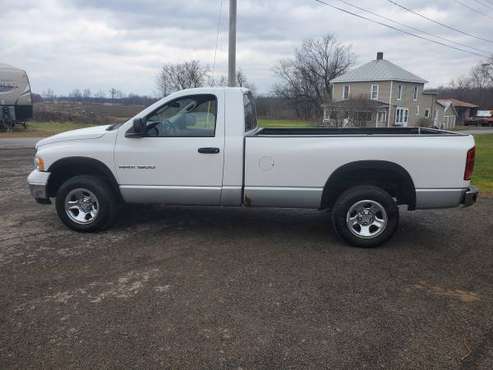 2005 DODGE RAM 1500! 4X4! 8Ft BOX !CLEAN LOW MILEAGE! - cars &... for sale in Lisbon, NY