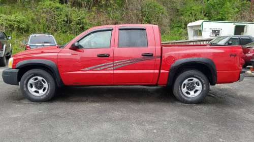 2005 Dodge Dakota ST 4x4 - - by dealer - vehicle for sale in Laceyville, PA