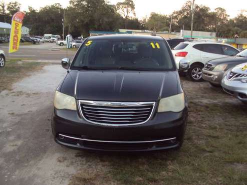 2011 Chrysler Town and Country Touring L - cars & trucks - by dealer... for sale in Jacksonville, FL