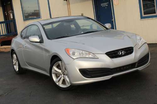 2010 HYUNDAI GENESIS COUPE * Sunroof * Bluetooth * 90 Day... for sale in Highland, IL