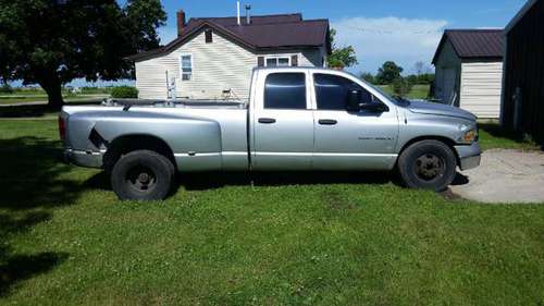Southern 2004 Dodge 3500 diesel cummins dually truck - cars & trucks... for sale in Milton, WI