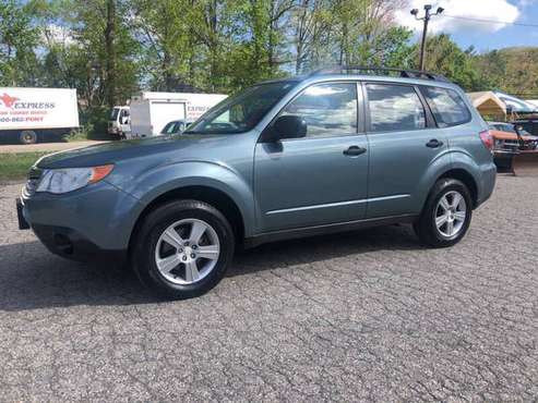 2012 Subaru Forester 2 5X AWD 5 SPEED LOOKS RUNS NEW! - cars & for sale in Danbury, NY