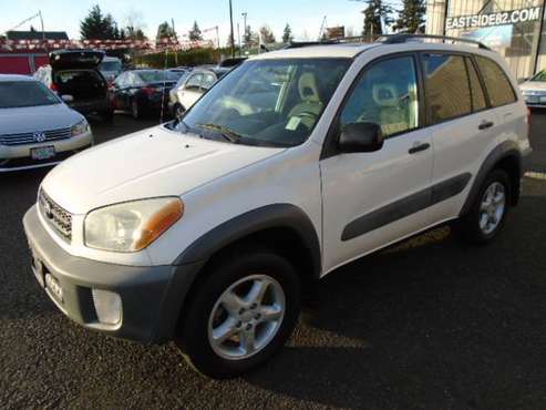 2001 Toyota RAV4 4WD Sport Utility 4Dr Automatic w Sunroof - cars & for sale in Portland, OR
