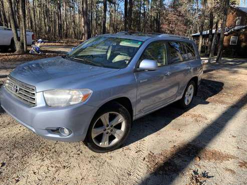 2008 Toyota Highlander Limited 4x4 - cars & trucks - by owner -... for sale in Sumter, SC