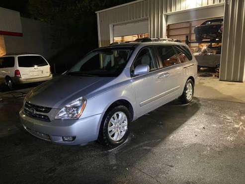 2007 Kia Sedona EX (excellent condition! - - by for sale in Columbus, OH