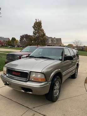 2000 GMC Jimmy SLT - cars & trucks - by owner - vehicle automotive... for sale in Sterling Heights, MI