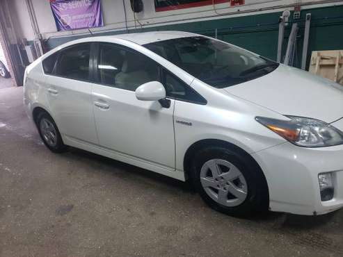2010 Toyota Prius - cars & trucks - by owner - vehicle automotive sale for sale in Deer Park, NY